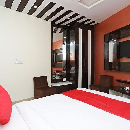 Hotel O Abi Inn Hotel Near Dhakuria Manipal Hospital كولكاتا المظهر الخارجي الصورة