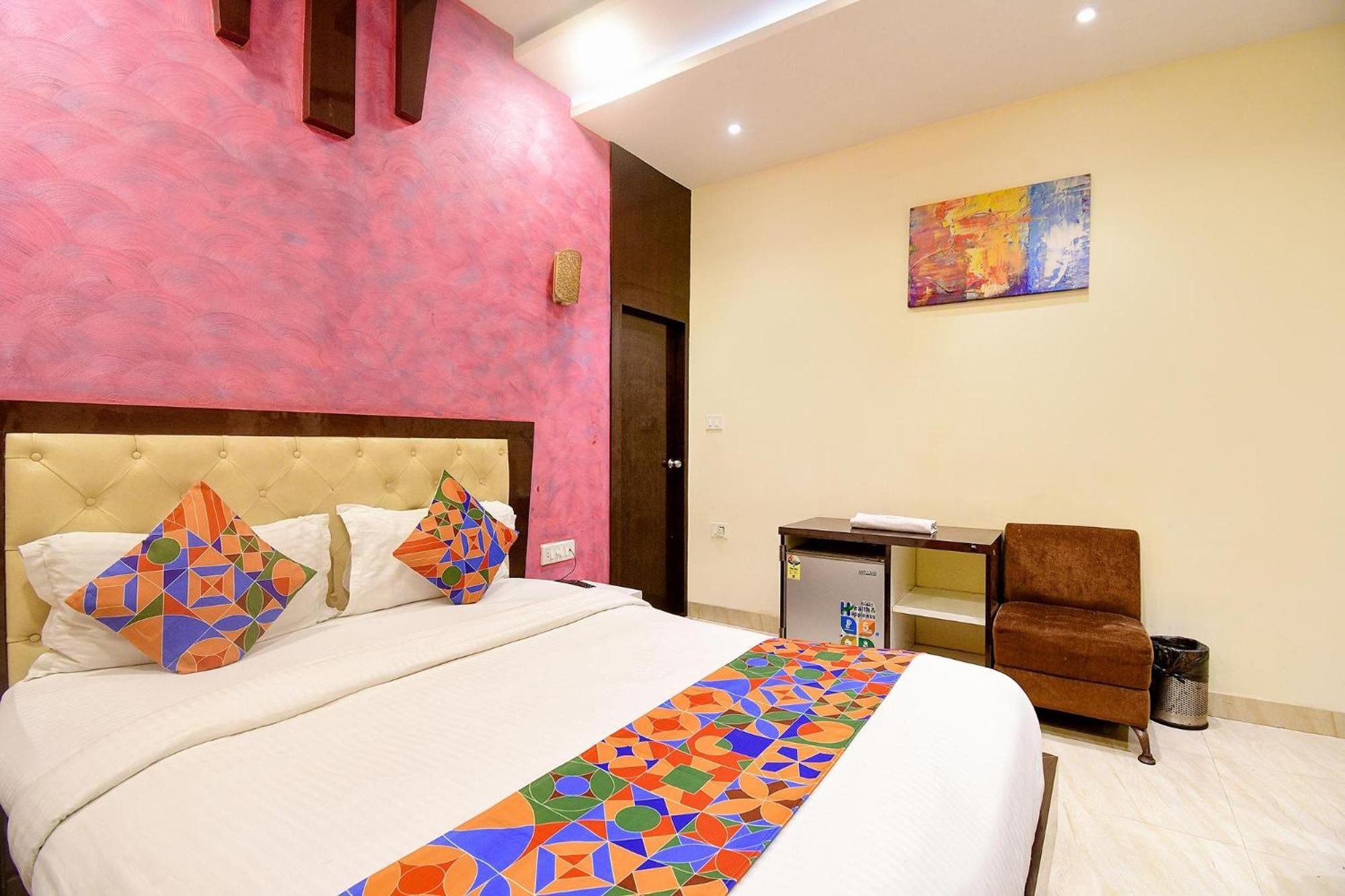 Hotel O Abi Inn Hotel Near Dhakuria Manipal Hospital كولكاتا المظهر الخارجي الصورة