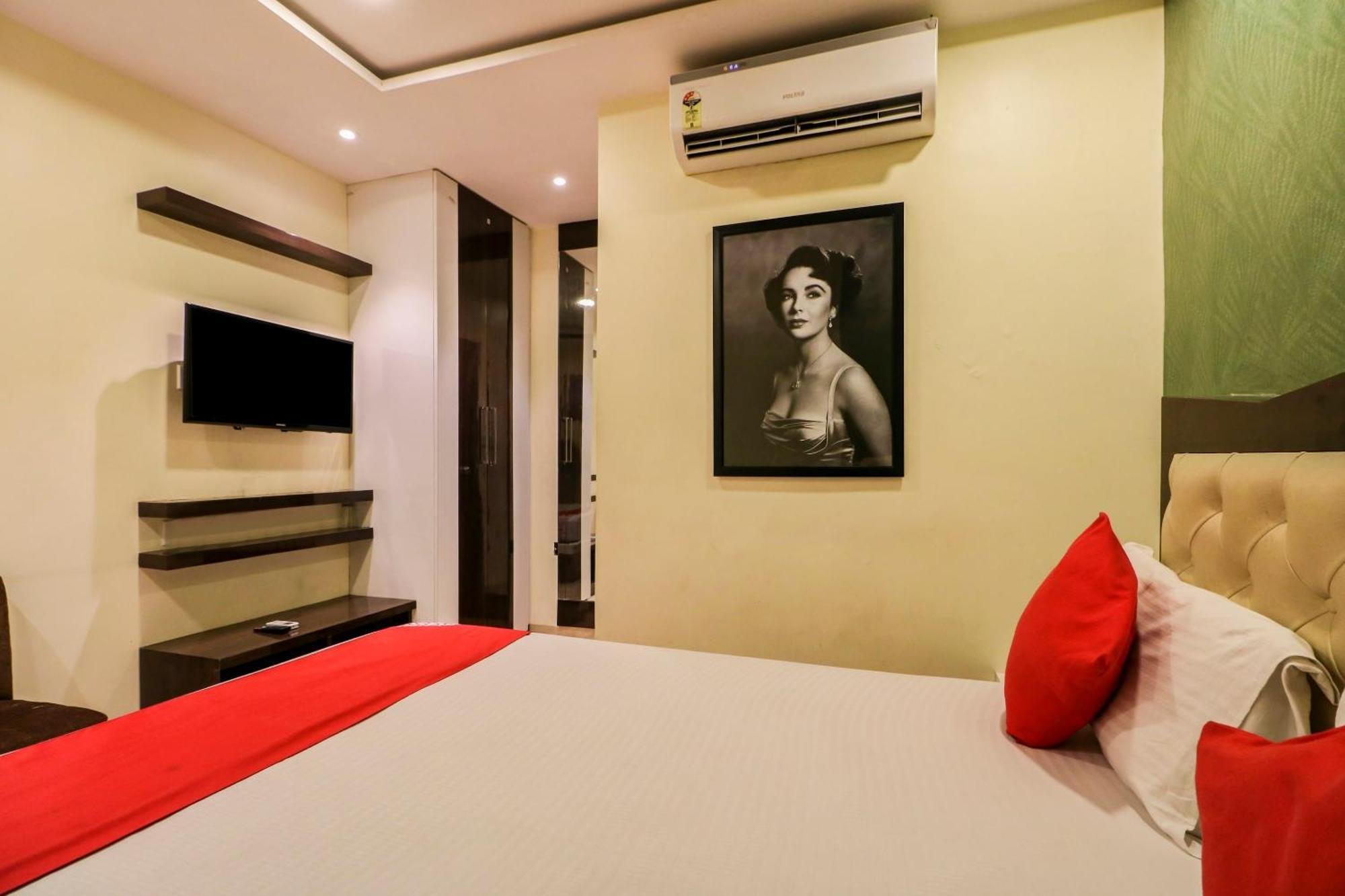 Hotel O Abi Inn Hotel Near Dhakuria Manipal Hospital كولكاتا المظهر الخارجي الصورة